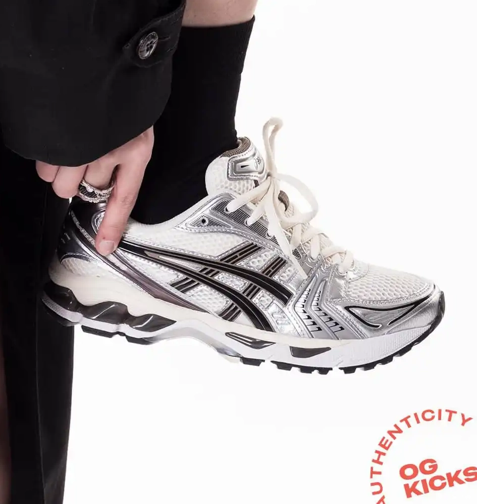 ASICS Black Gel-Kayano Cream 14 Metallic Plum 0523
